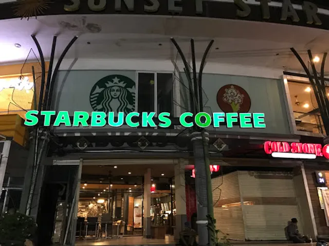 Starbucks Cafe Sunset Star