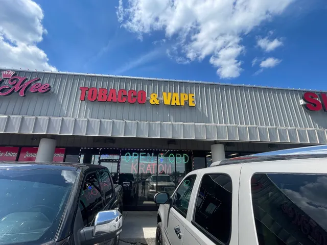 Fox tobacco and vape smoke shop