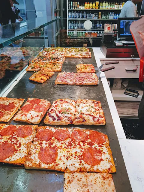 305 Pizza Miami Airport