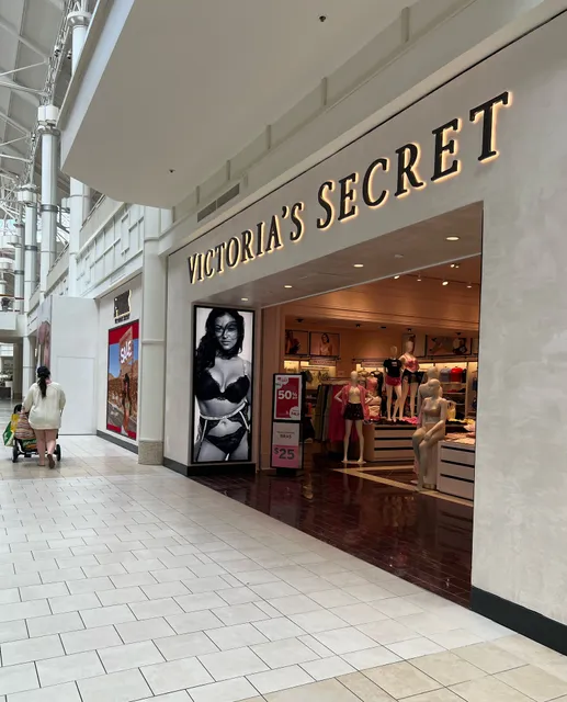 Victoria's Secret & PINK