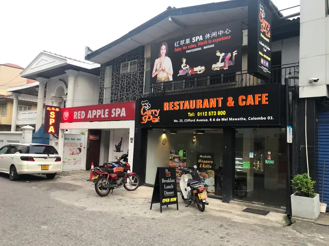 Curry Pot Restaurant