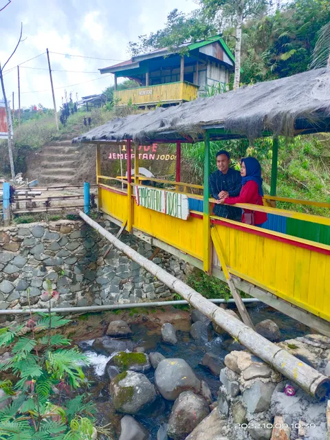 Wisata Jembatan Jodoh