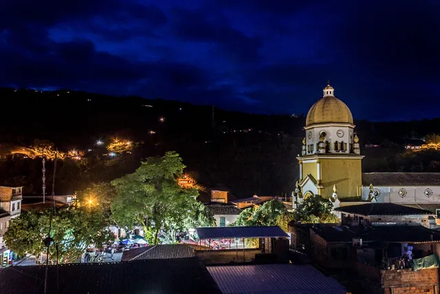 Hotel The Best Corner