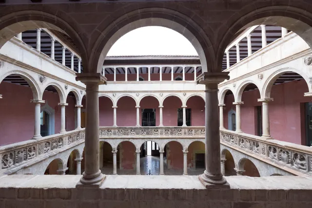 Centro de Interpretación del Renacimiento - Exposición Permanente de los Reales Colegios