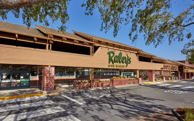 Raley's O-N-E Market