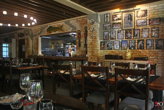 Dos Mestizos Restaurant