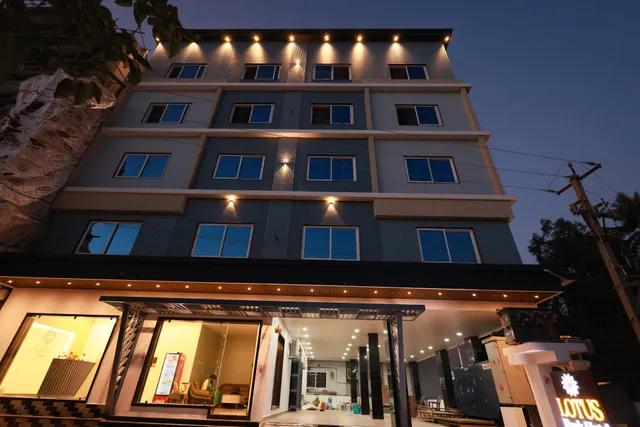 The Lotus Park Hotel