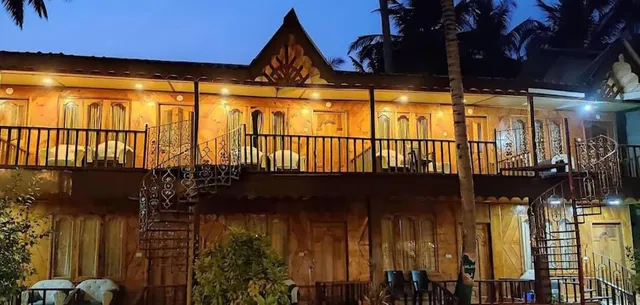 New Gold India Beach Resort