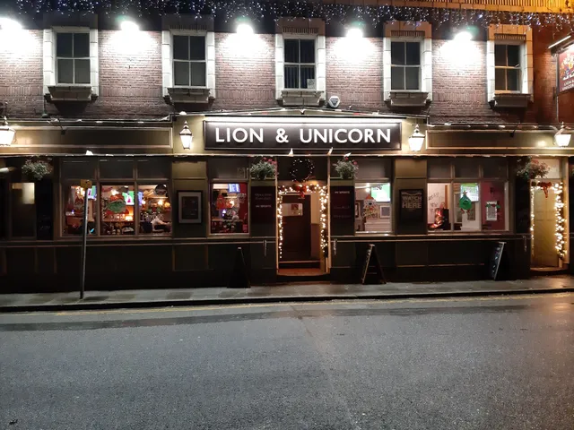 Lion & Unicorn