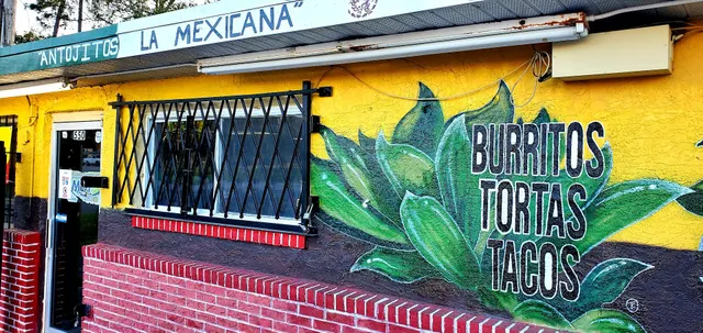 Antojitos La Mexicana