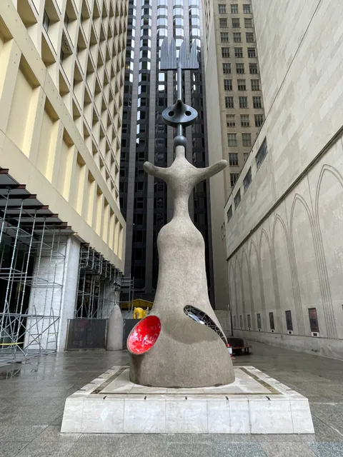 Miró's Chicago (The Sun, The Moon, and One Star)