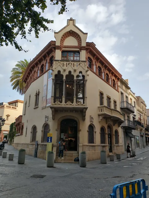 Fira Mercat Modernista de Canet de Mar