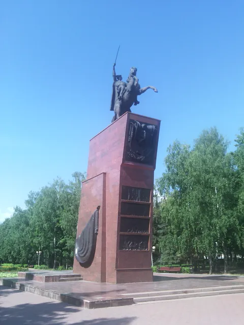 Pamyatnik V.i. Chapayevu