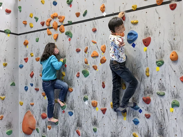 サンシャイン・アップフィールド（旧：サンシャインホール）