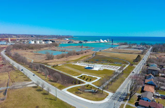 Ed Broadbent Waterfront Park
