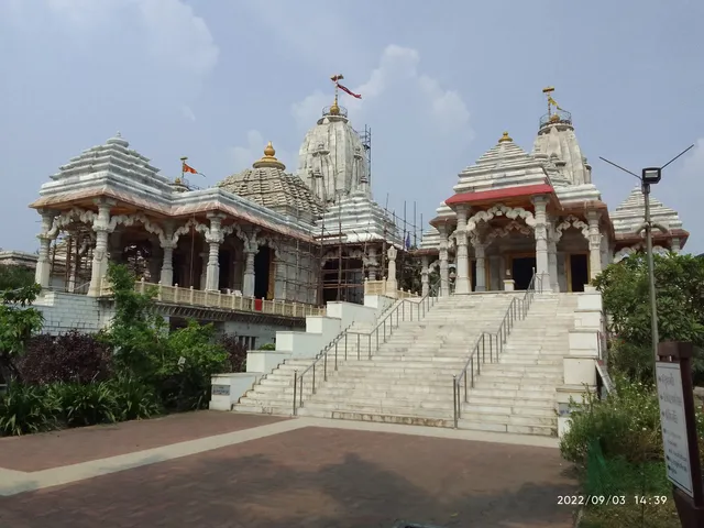 Dada Bhagwan Temple
