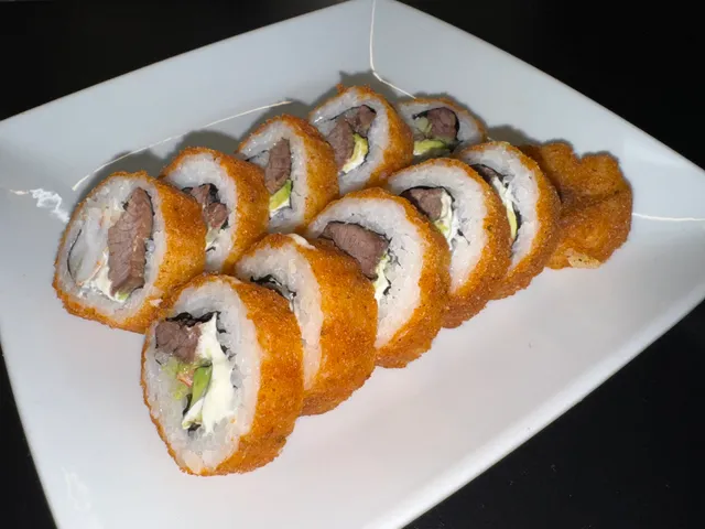 La Perla Seafood & Grill