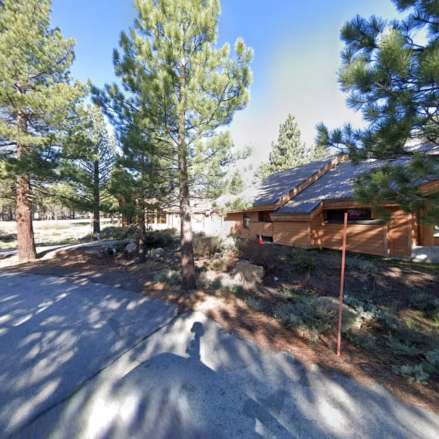 Mammoth Ranger District Center