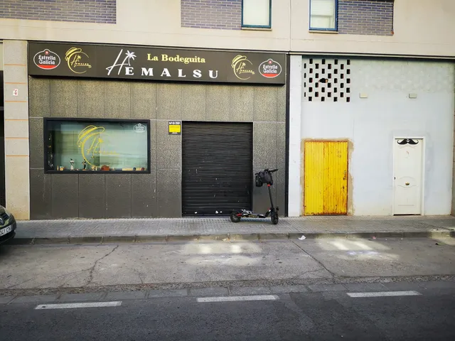 La Bodeguita Hemalsu club