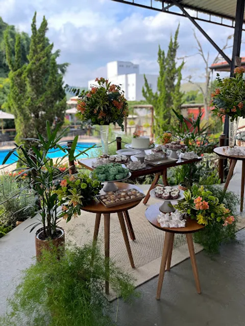 Rena's Bar e Restaurante