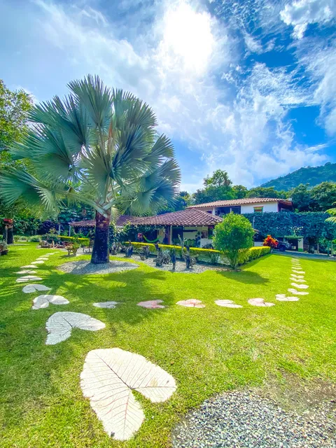 El Jardín Secreto finca con agroturísmo y hospedaje