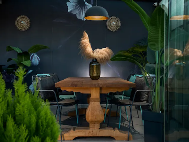 Bairro Coffee and Friends