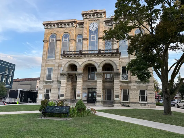 LaSalle County Court House
