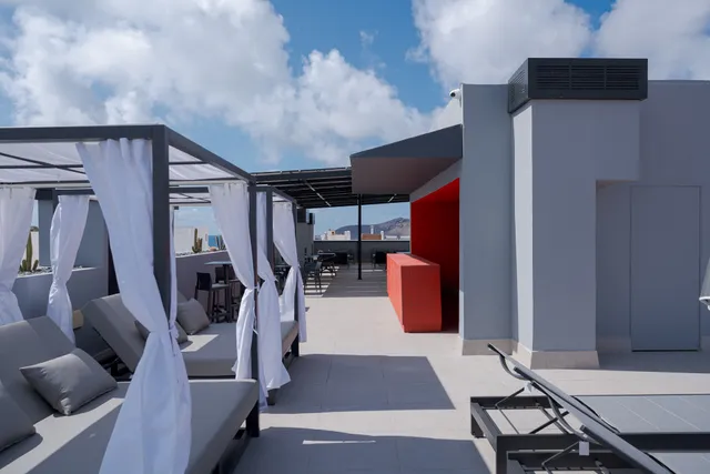 Hotel LIVVO La Escarlata