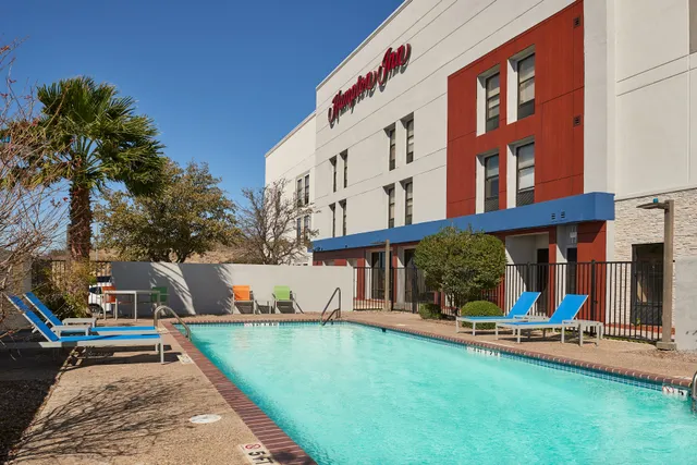 Hampton Inn Eagle Pass