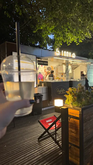 Warszawski Street Food (Fontanna)