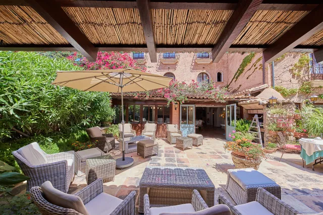 Petit Hotel Ses Rotges