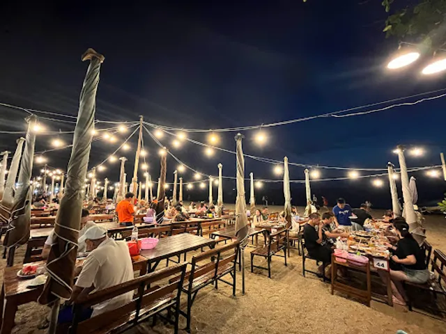 เจ๊ยินดีซีฟู้ด ระยอง