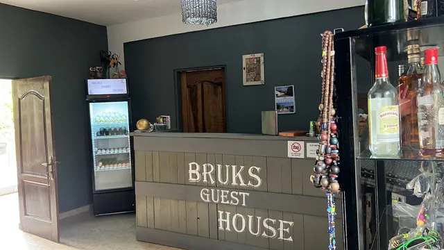 Bruks Guest House