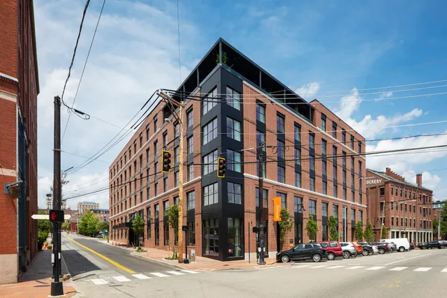 Canopy by Hilton Portland Waterfront