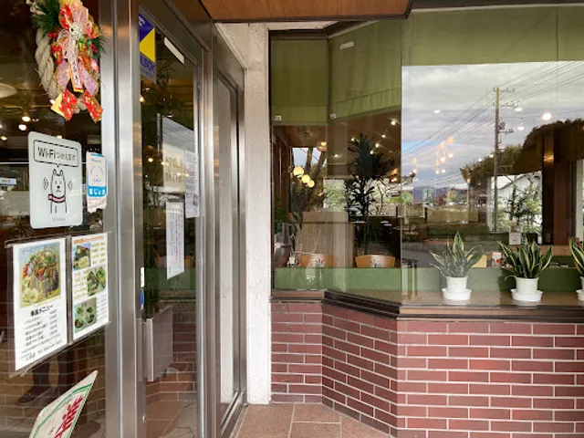 カフェレストラン 太陽樹 高須店