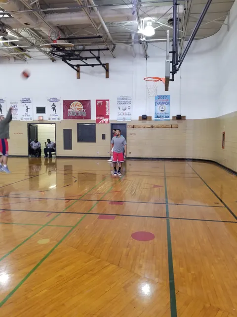 LeClaire-Hearst Park