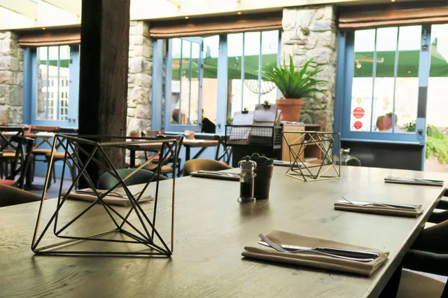 Coach at The Bull Beaumaris