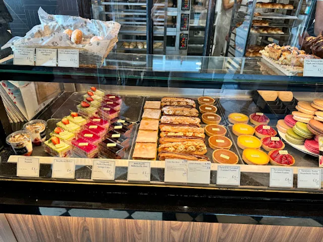 PAUL Le Café Three Quays