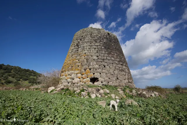 Nuraghe Corbos