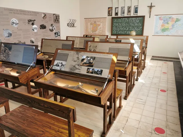 Centro de la Cultura Escuelas Nuevas