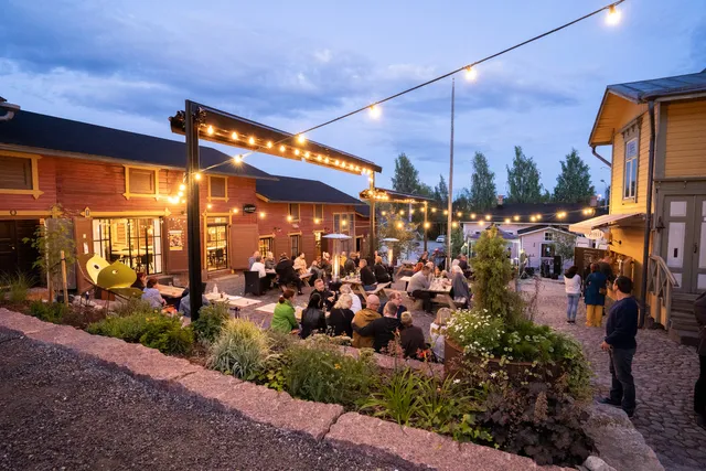 Toivola Old Courtyard