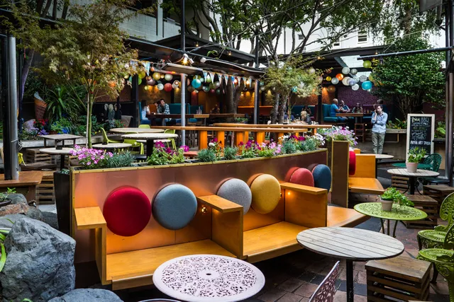 Southern Cross Garden Bar Restaurant