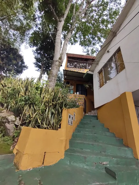 Hospedaje Alto de San Luis en Villeta - Vivienda Turistica RNT-90280