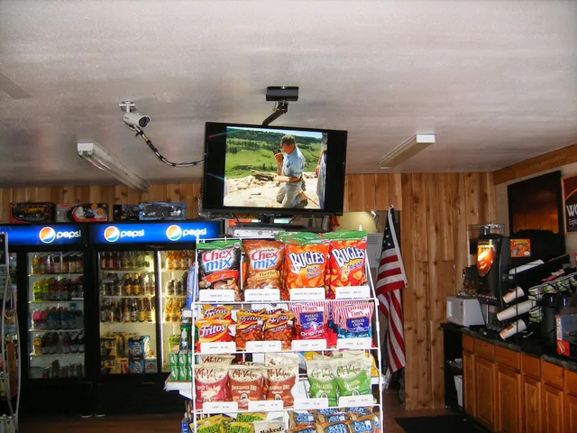 Lakeside Brew pub bar and grill @ Gateway Marina