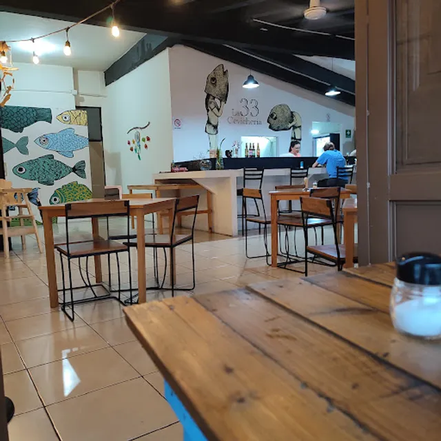 La 33 cevichería