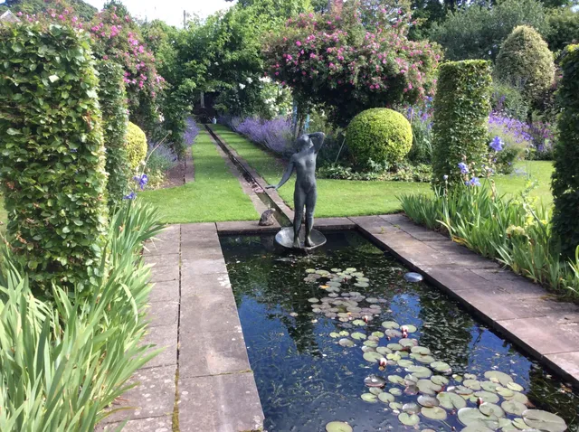 Shepherd House Garden, Inveresk