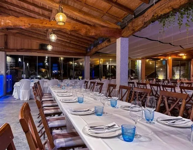 Restaurante A Dos Piñeiros