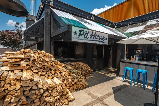 Martin's Bar-B-Que Joint