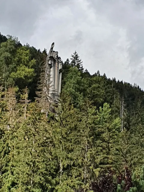 Statue du Christ-Roi