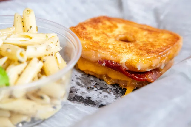 Bert's SpeakCheezy-Lexington